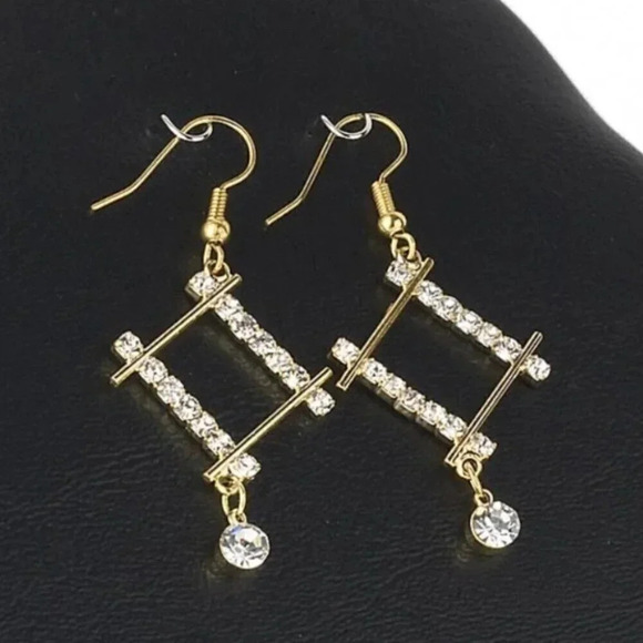 Elegant Austrian Crystal and Gold Plated Brass Open Square Dangle Earrings - Picture 1 of 2
